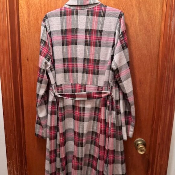 Torrid Fit and Flair belted coat size 0 - Picture 4 of 4